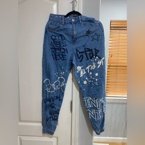 S.o.n.g. Graffiti  jogger jeans. Size 5. Teenagers. Right?